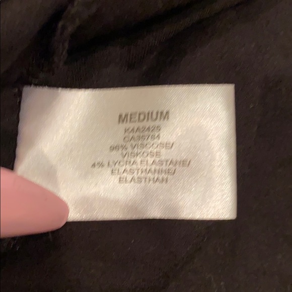 🍒 Black Pearl Top by Precis Petites !!! Size M - Picture 9 of 10